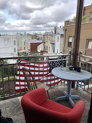 Rented by Compass | media 30