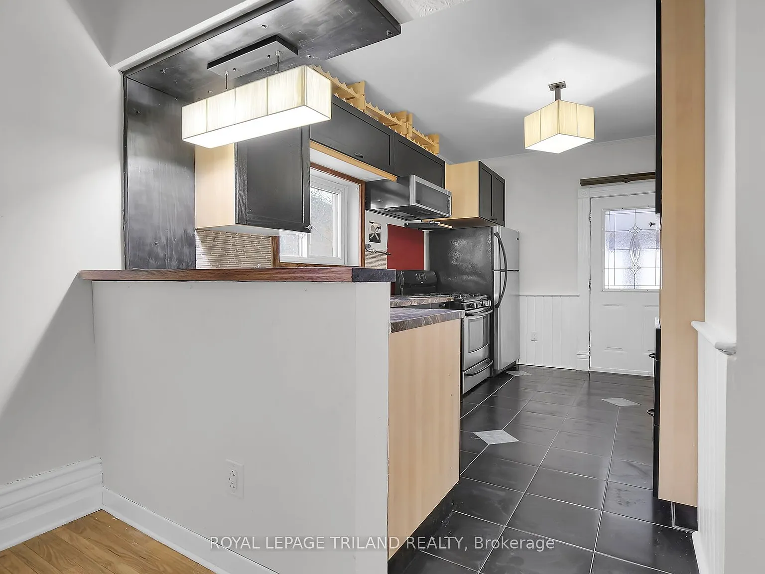 2 bed, $1,815 — Photo 2