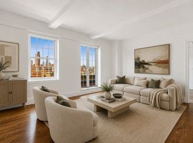 40 W 86th St