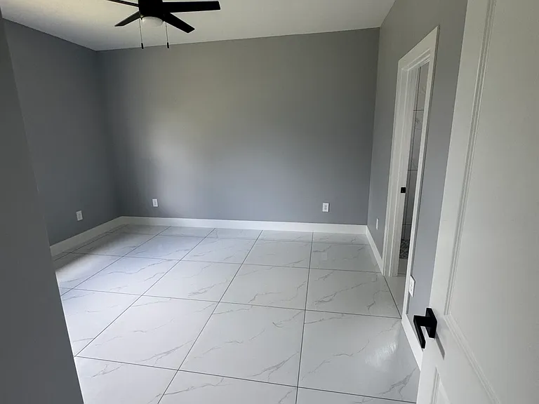 4910 Golfview Blvd — Photo 4