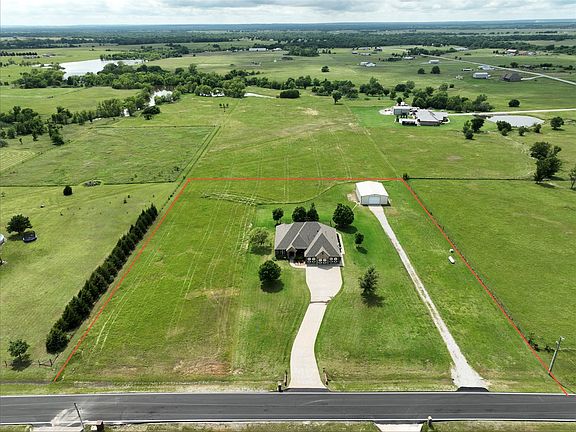 2nd image of 8200 S Big Sky Dr