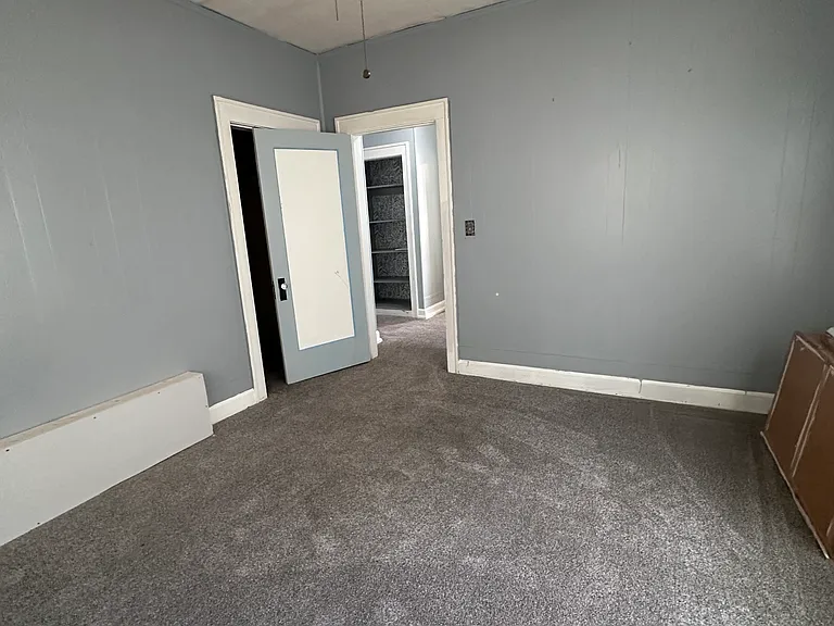 904 S Cherry St — Photo 6