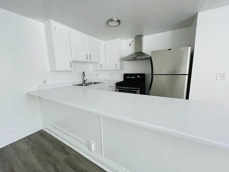 Troy Terrace Apartments — Photo 4