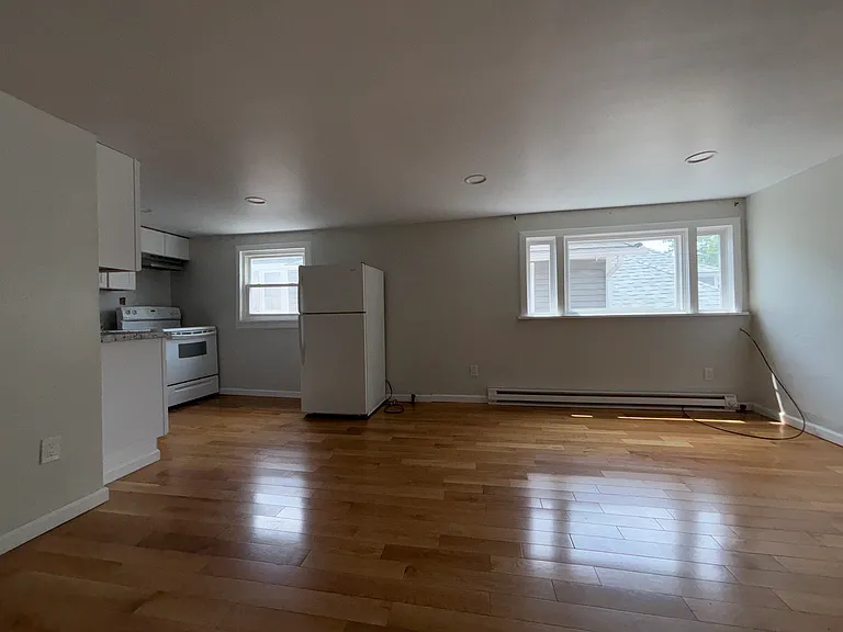 249 Rutter Ave #3 — Photo 9