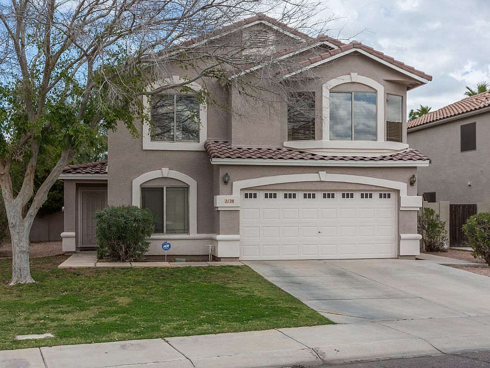 1st image of 2128 E Palomino Dr