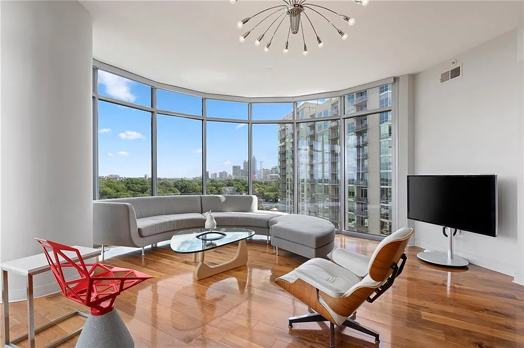 2 bed, 2.5 bath, 1820 sqft, $7,500 — Photo 2