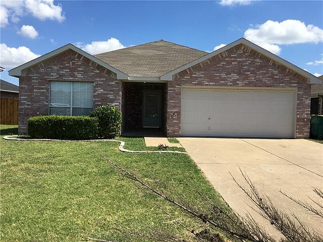 1st image of 1033 Magnolia Ln