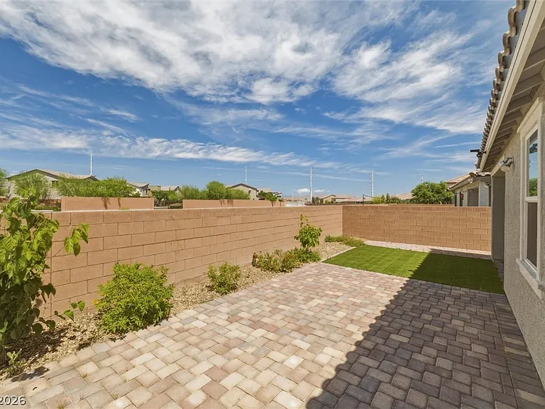 5827 Casa Branca St — Photo 32