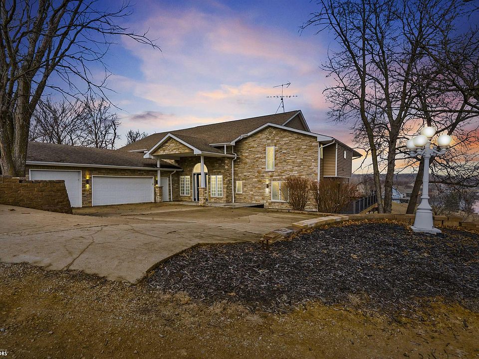 1st image of 109 Cedar Rd