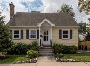 35 Sparrow St, West Roxbury, MA 02132