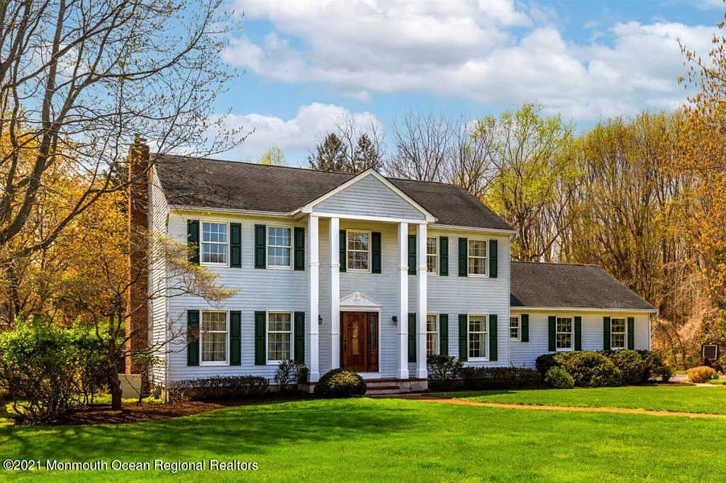 22 Courtney Way photo 1