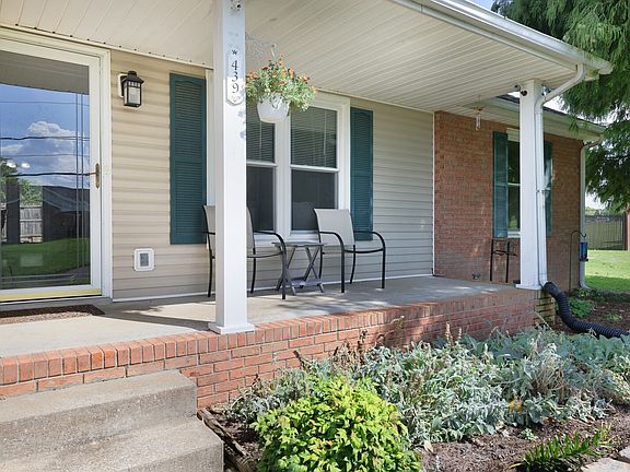2nd image of 439 Kelsey Dr