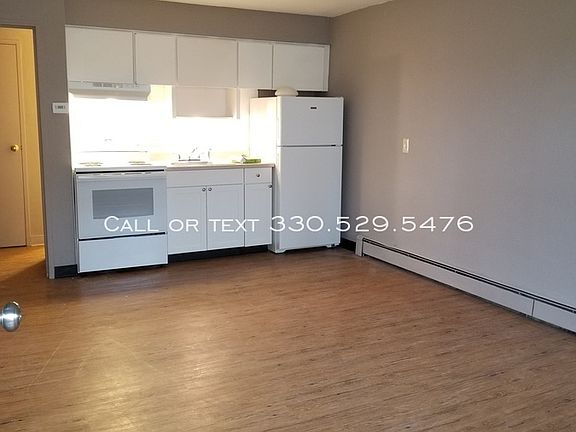 3rd image of 46 West St APT B10