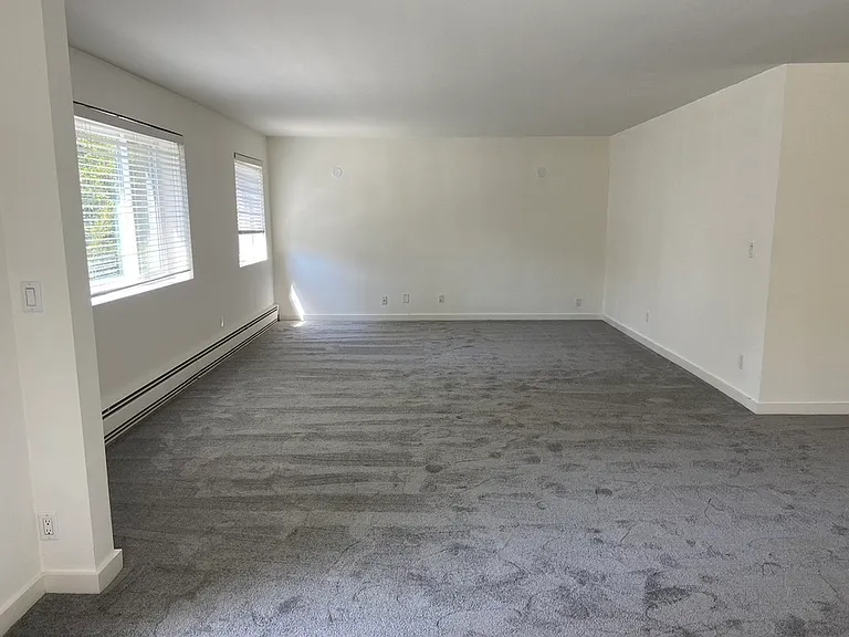 10655 Wilshire Blvd — Photo 4