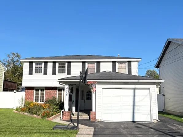 436 Tilden Dr, East Syracuse, NY 13057