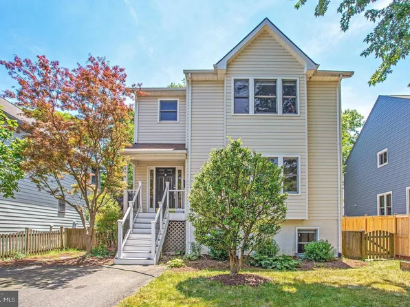 4804 8th Rd N, Arlington, VA 22203