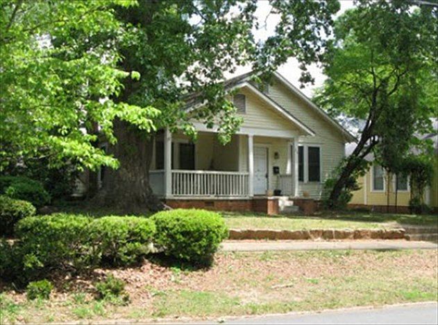 1st image of 319 E College St