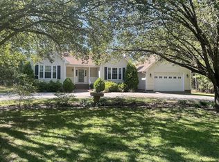 6131 Saint Andrews Dr, Sanford, NC 27332