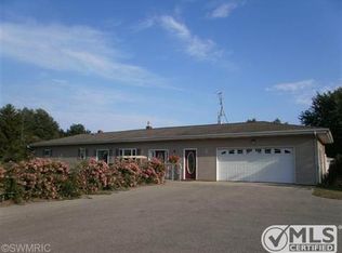 8530 E Colby Rd, Crystal, MI 48818