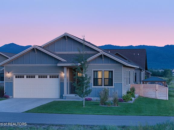 2nd image of 341 Swallowtail Dr