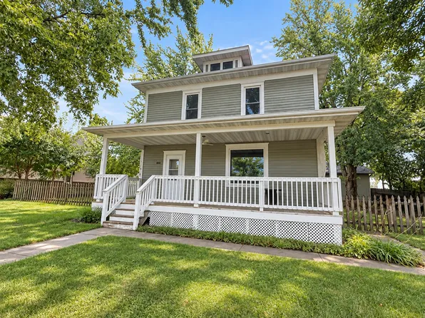 829 Prospect Ave, Windom, MN 56101