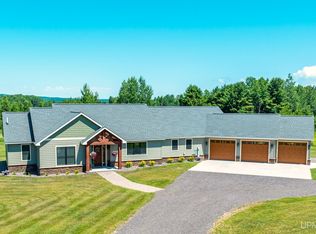 46542 Golf Dr, Chassell, MI 49916