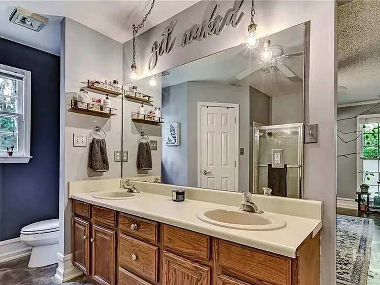 5020 Laroche Ave — Photo 28