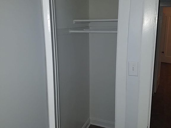 4th image of 5418 N Kimball Ave Unit 2