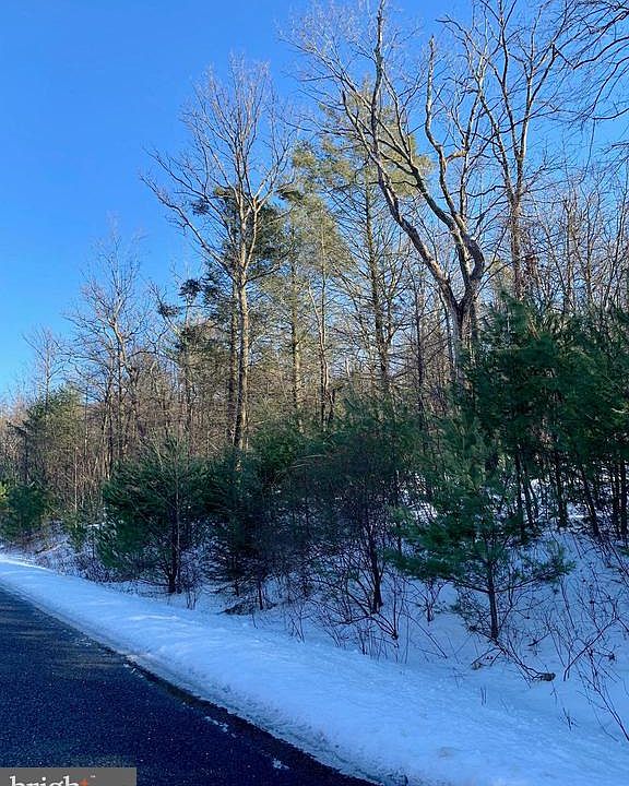 1st image of 33 Hunters Mountain Dr