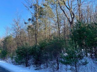 33 Hunters Mountain Dr, Hegins, PA 17938