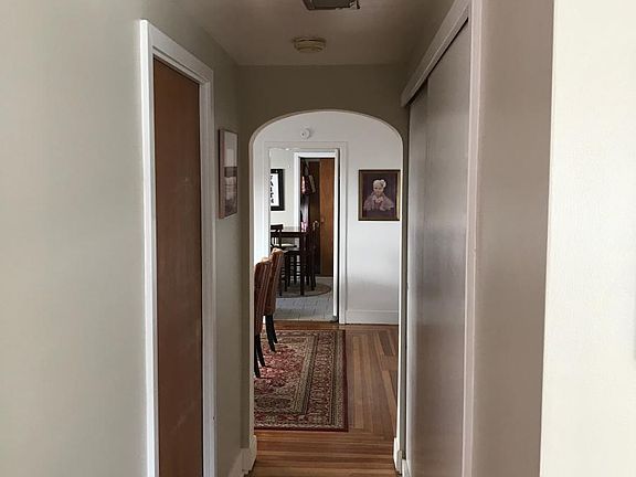 5th image of 159 Lake Ave #1