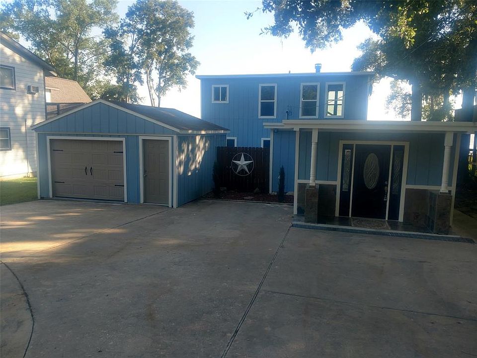 1st image of 696 W Cattle Dr