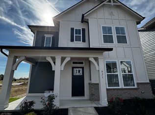 821 James William Ln, Westfield, IN 46074