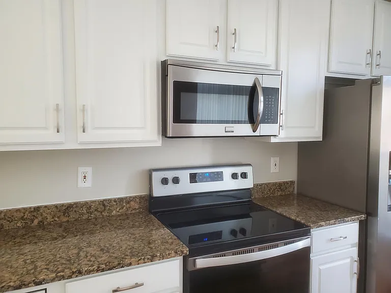 645 Cherry Orchard Rd — Photo 10