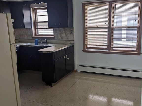 3rd image of 2403 N 75th Ct APT D