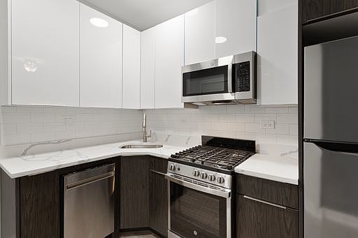 5th image of 1651 W Jonquil Ter #11