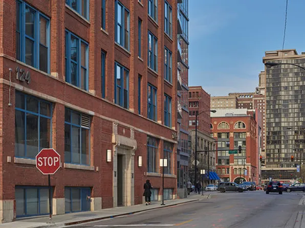 124 W Polk St APT 903, Chicago, IL 60605