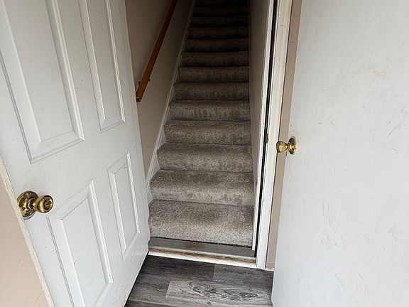 3rd image of 140 Summit St APT 2