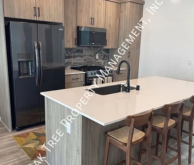 10918 N Honeysuckle Dr — Photo 3