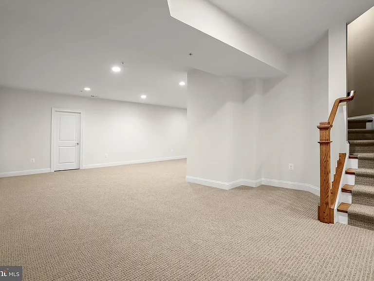 11426 Ellington St — Photo 40