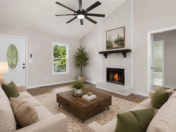 3rd image of 20 W Bradford Ct