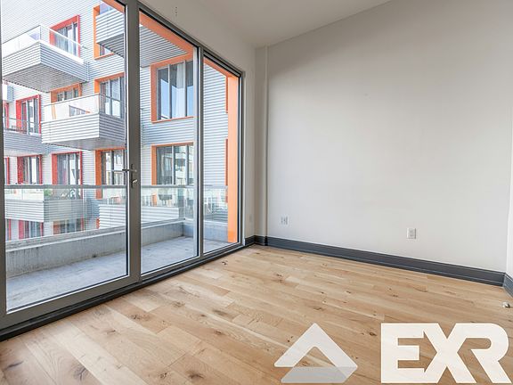 4th image of 10 Montieth St APT 855