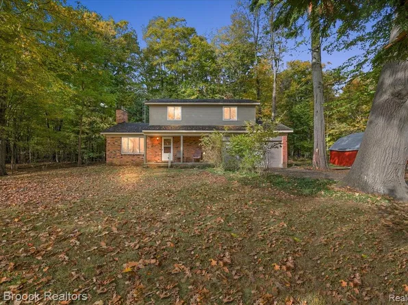 3010 Blacks Corners Rd, Dryden, MI 48428