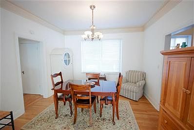 3rd image of 3225 Saint Johns Ave APT E