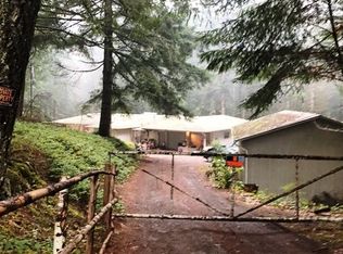 31126 Cedar Creek Rd, Cottage Grove, OR 97424