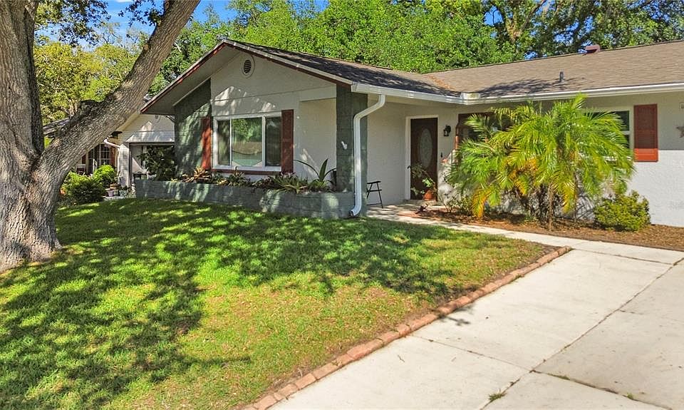 1st image of 10616 Springwood Dr