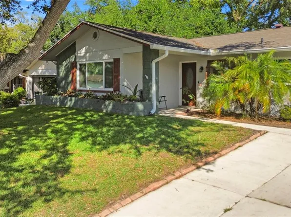 10616 Springwood Dr, Port Richey, FL 34668