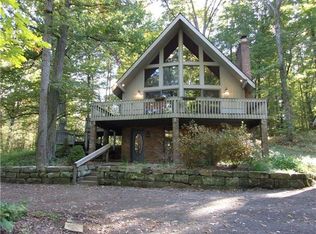 40 Habarka Rd, West Middlesex, PA 16159