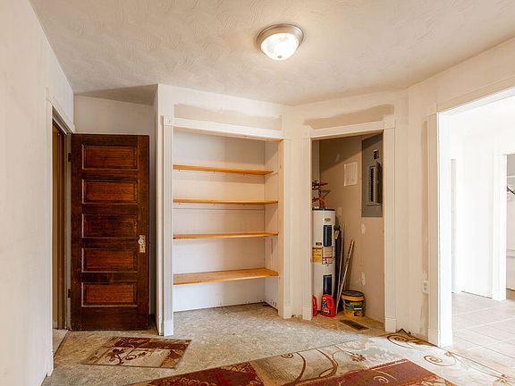 5th image of 41 Blue Hall Rd