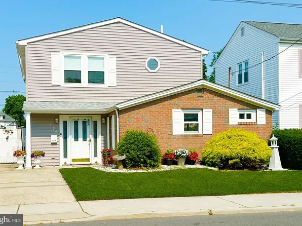106 Chingarora Ave, Keyport, NJ 07735